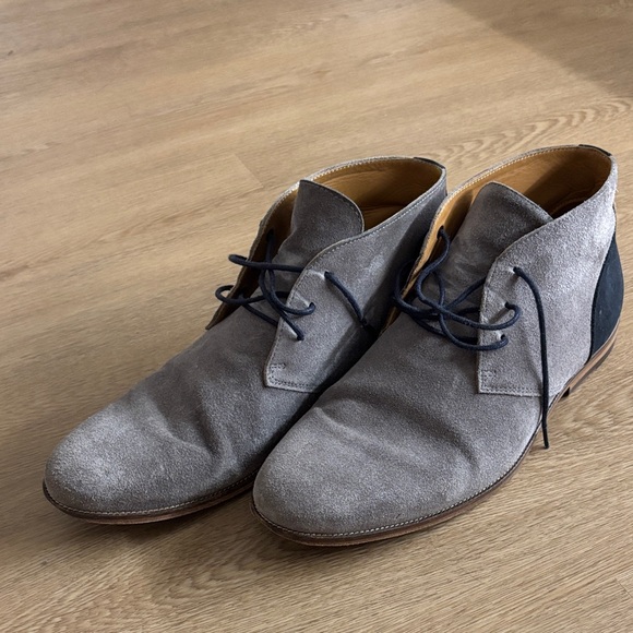 Elegant Gray Suede Chukka Boots main image 4